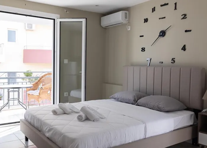 Aiolos Luxury Agios Dimitrios Center Apartment 4