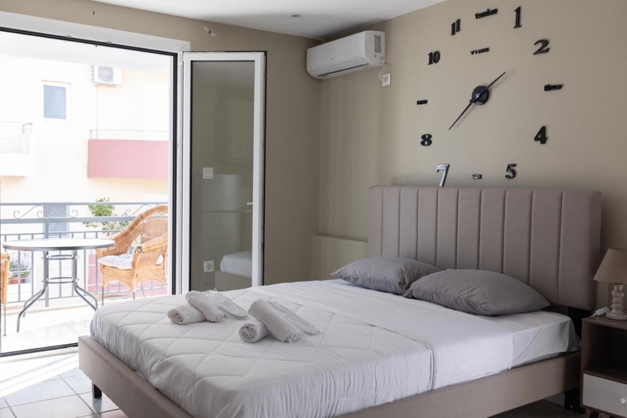 Aiolos Luxury Agios Dimitrios Center 4 Apartment